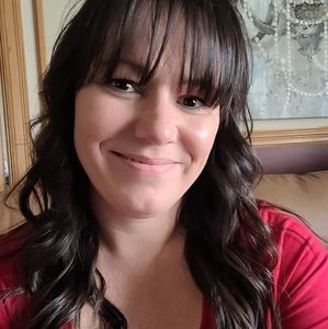 Meet your Posher, Josée